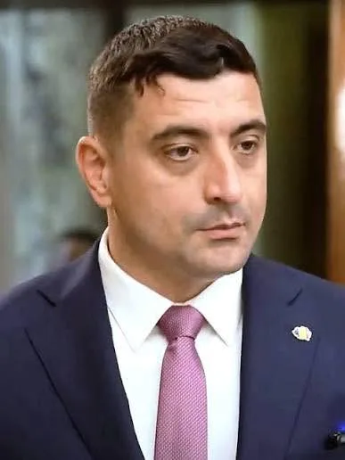A apărut deja public că luni George Simion s-a văzut cu Robert Sigartău și cu omul lui Coldea la Sediul SRI. — fotografia 1
