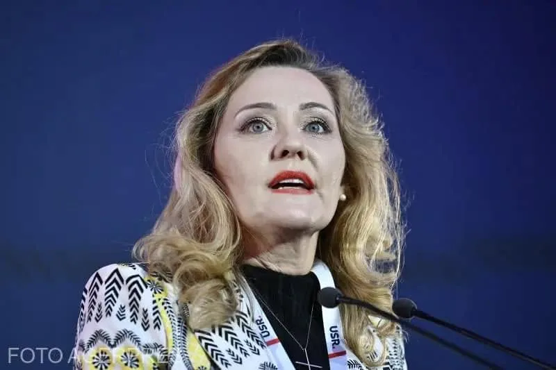 APEL către POLITICIENI — fotografia 3