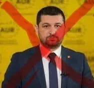 Cozmin Gușă și George Simion îi iau capul lui Marius Lulea. — fotografia 2