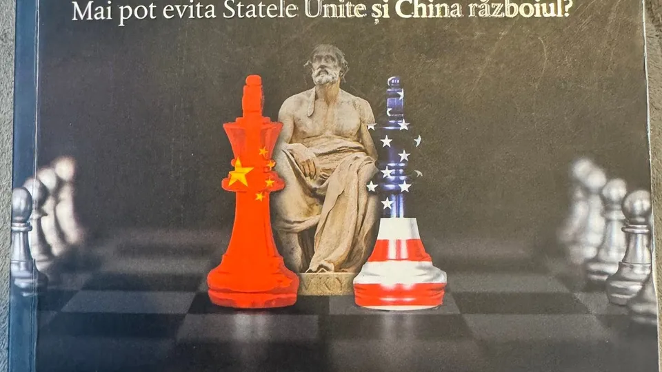 May be an image of chess and text that says "GRAHAM ALLISON CAPCANA LUI TUCIDIDE Mai pot evita Statele Unite și China războiul? „Superputerea chineză Superputereachinczăasosit. a sosit. Americaa a eşuat in ințelege realitatea. Ar putea aceasta Arpurcaaccastasă putcaaccasta sa conducă SUA China spre Chinasprerăzboi?" război?" The New York Times CORINT ISTORIE"