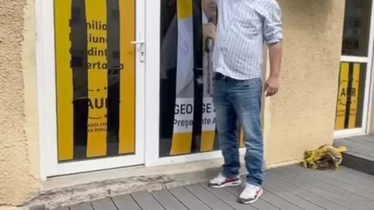 Cadru de previzualizare pentru: Fabrica de bani IV